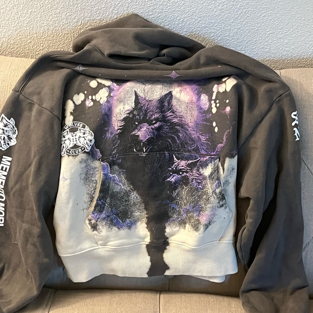 Darc Sport Black and Purple Wolf Graphic Sweater